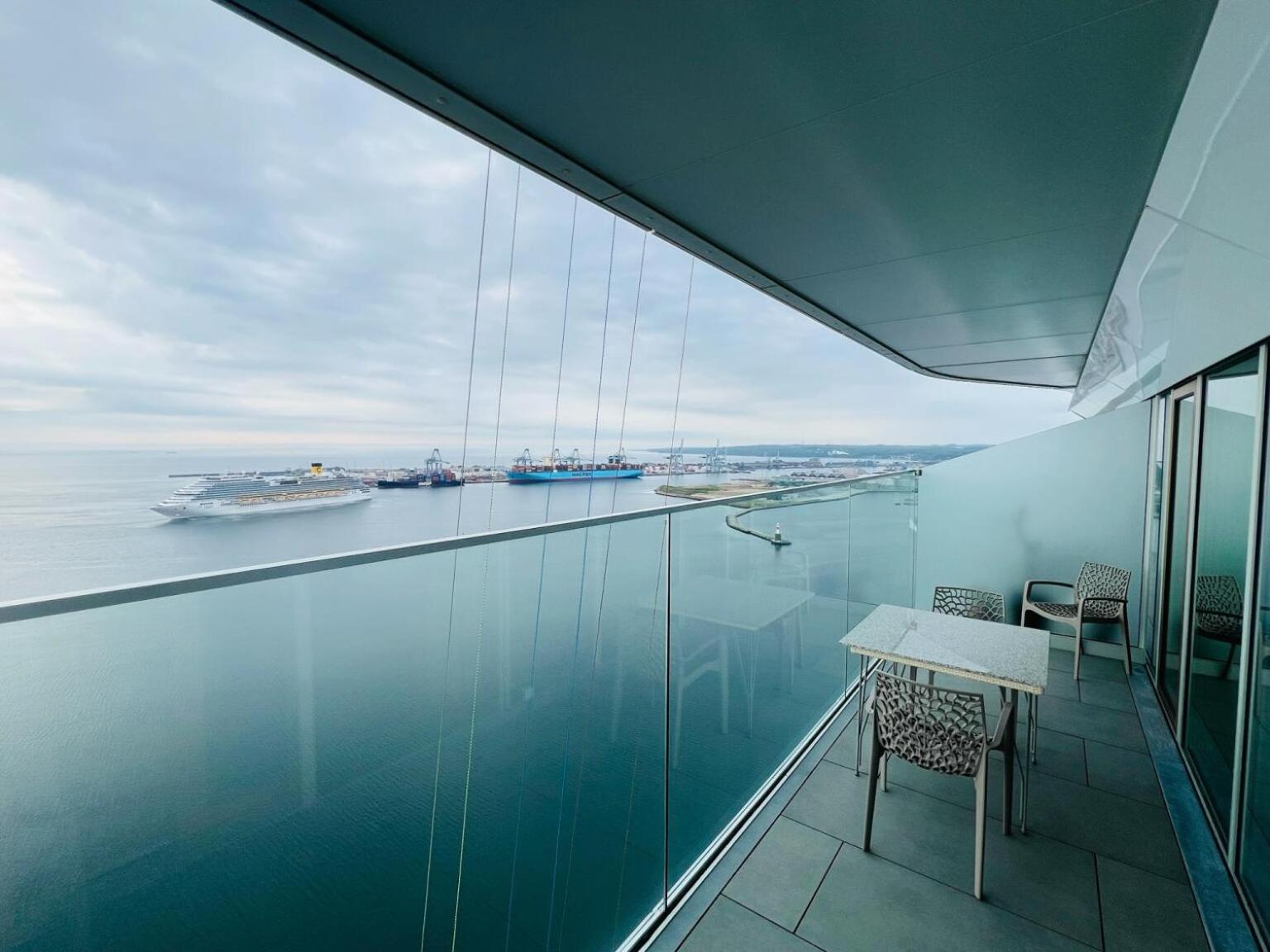 26-Etage Lejlighed Med Utrolig Havudsigt ออร์ฮูช ภายนอก รูปภาพ